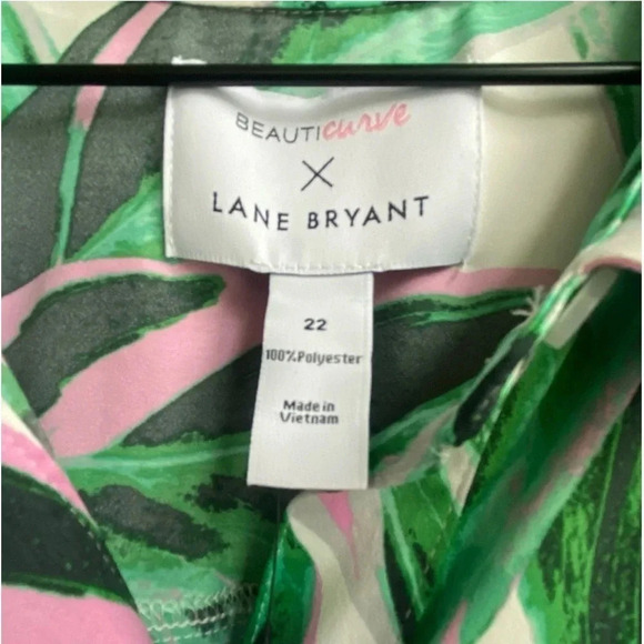 New BeautiCurve X Lane Bryant Palm Leaf Print ShirtDress
Button Dress Size 22 - Picture 11 of 15